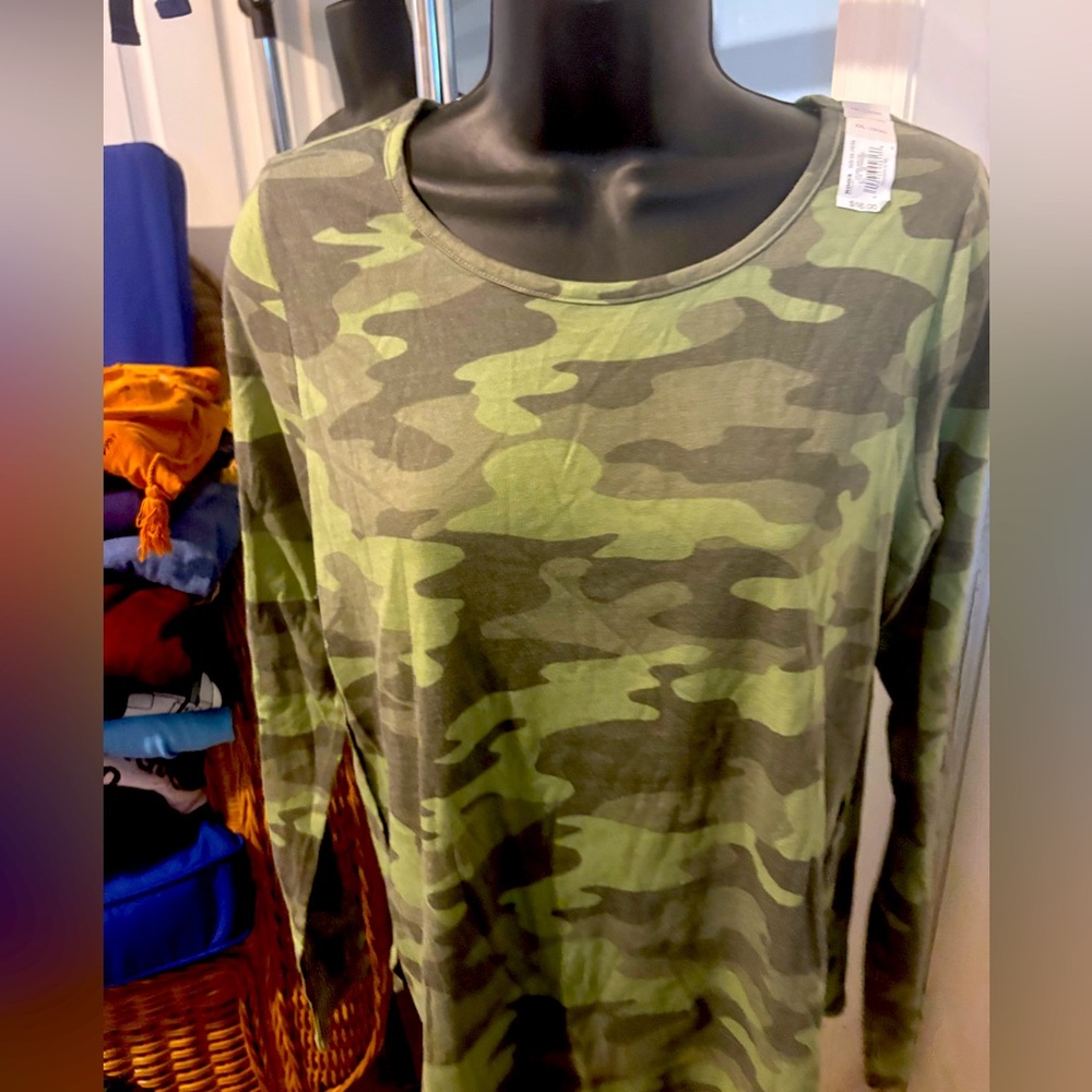Girls camo long sleeve top